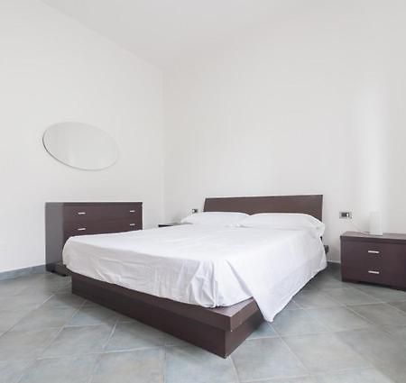 The Breeze Way Apartment Пьомбино Екстериор снимка